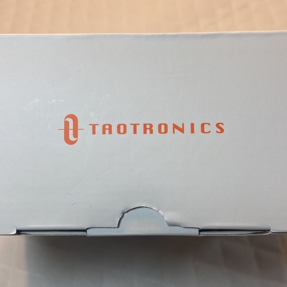 New Taotronics Wireless Mono Headset. - Picture 5 of 7